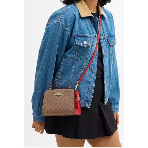 🔥🎁NWT! Coach Gia Crossbody Bag In Sig Canvas Tan/Carnation CCK77 Msrp: $298.00 - Picture 2 of 11
